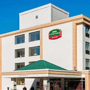 Courtyard By Marriott Downtown Canada